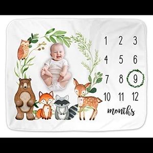 Woodland baby monthly milestone blanket